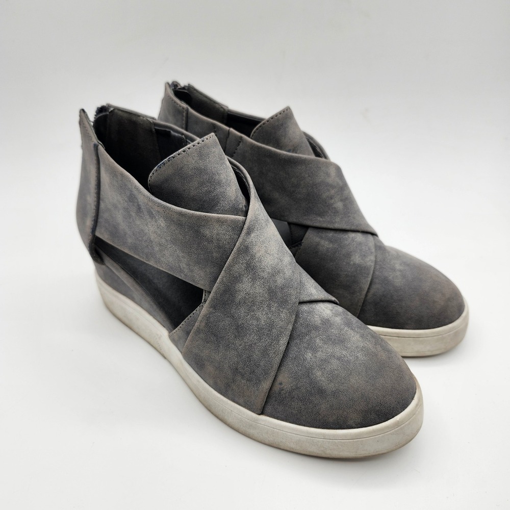 Journee‎ Collection Gray Crisscross Cutout Hidden Wedge Sneakers Womens Size 7